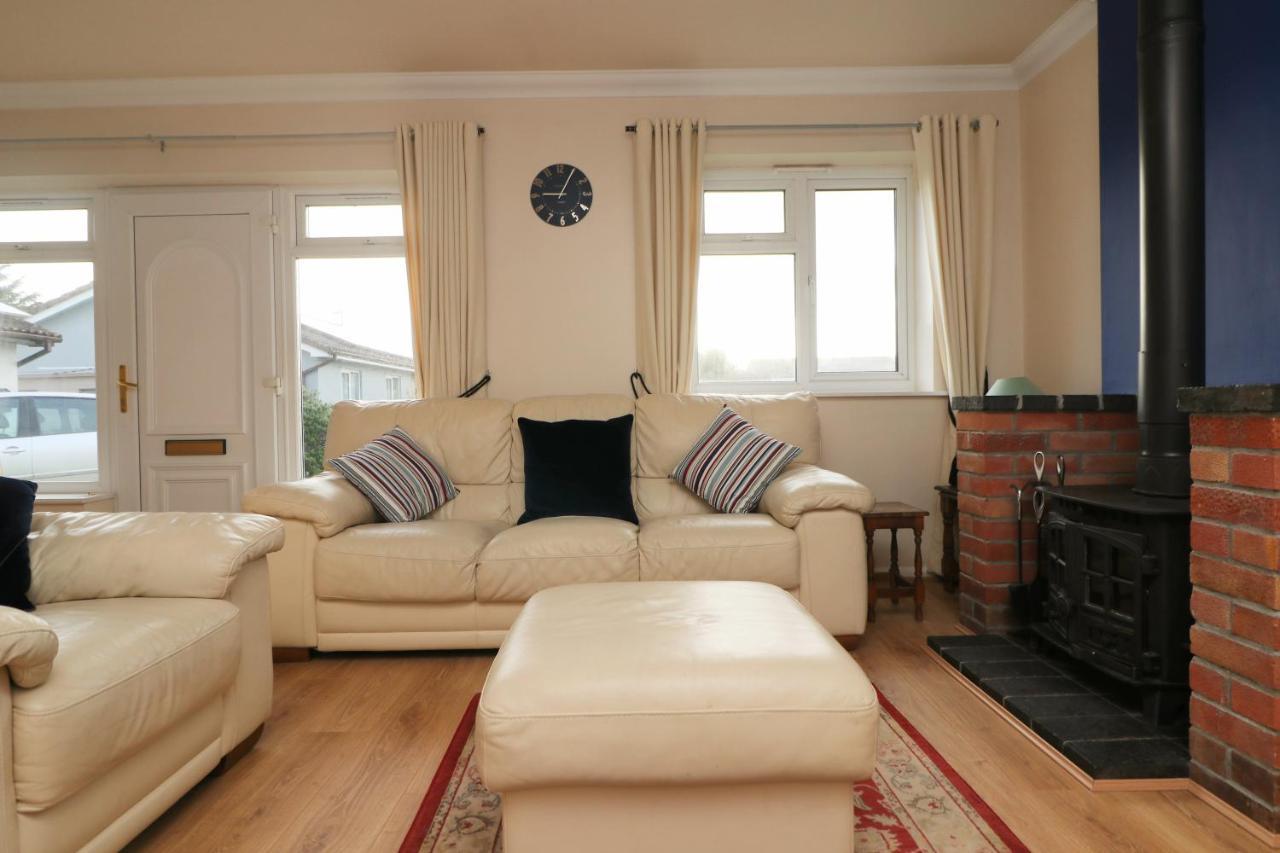 Holiday Bungalow, Short Drive To 7 Beaches! Saint Merryn Exterior photo