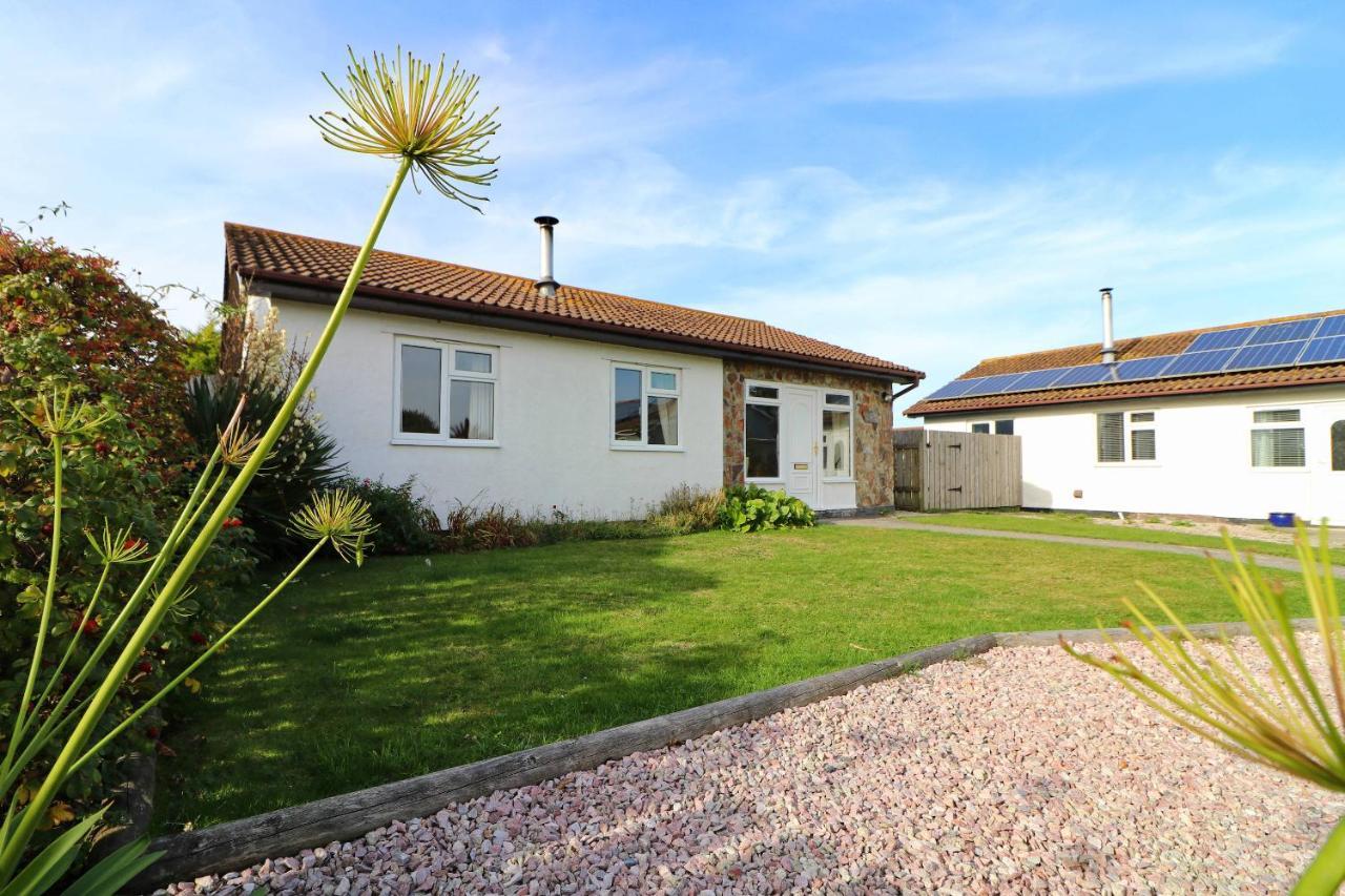Holiday Bungalow, Short Drive To 7 Beaches! Saint Merryn Exterior photo